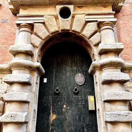 House Of Lovers - Magnificent View In The Heart Of Bologna Exterior photo