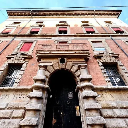 House Of Lovers - Magnificent View In The Heart Of Bologna Exterior photo